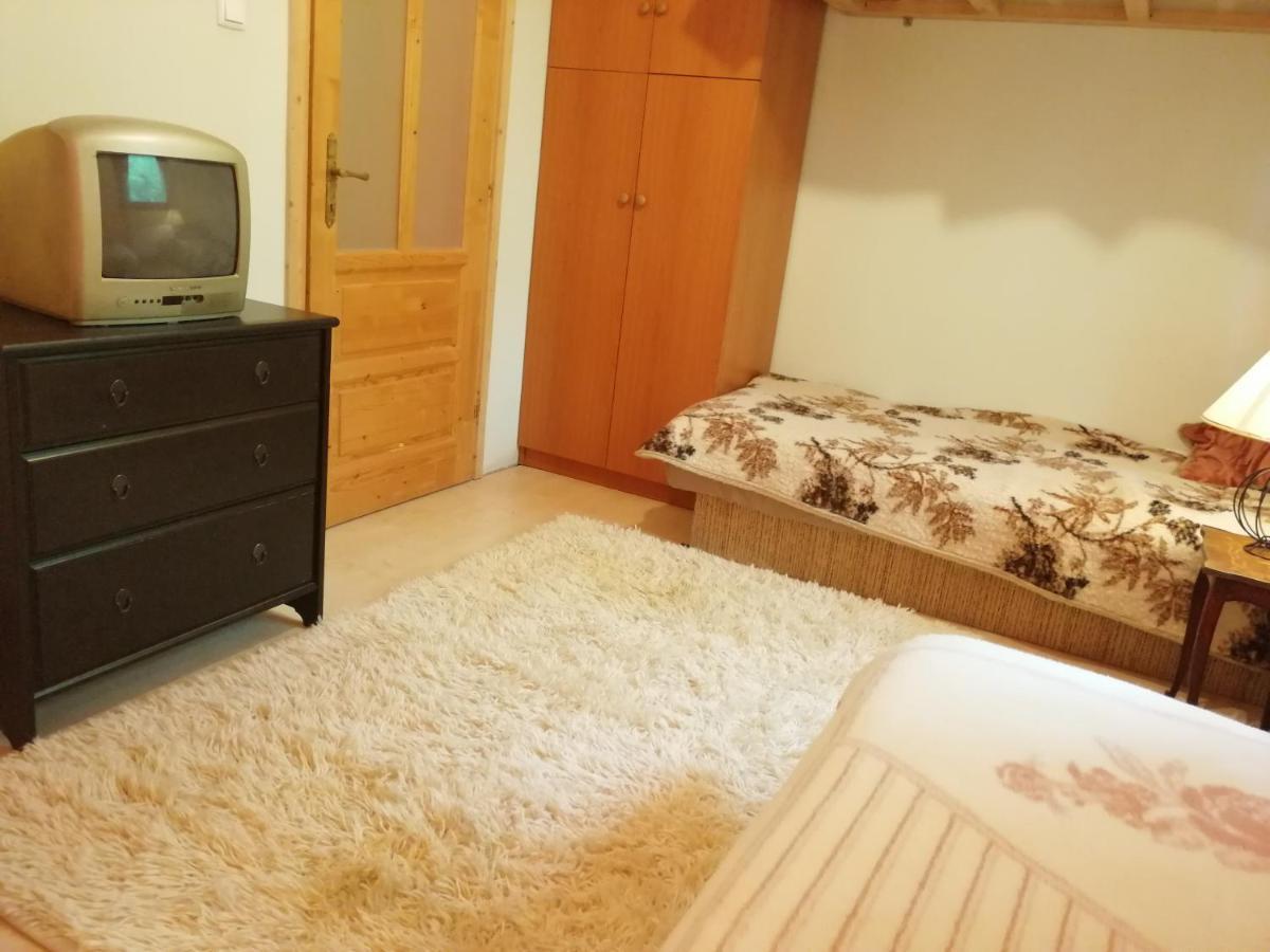 Vízaknai Apartmanház Szekesfehervar Exterior foto
